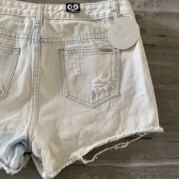 Free Culture Denim Shorts Womens Size 13 Junior’s Light Wash Mid Rise Distressed - Picture 6 of 10
